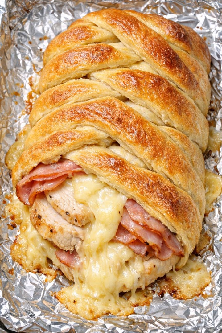 My sister-in-law made this for a quick lunch and I immediately asked for the recipe. It uses just 4 ingredients and tastes incredible.